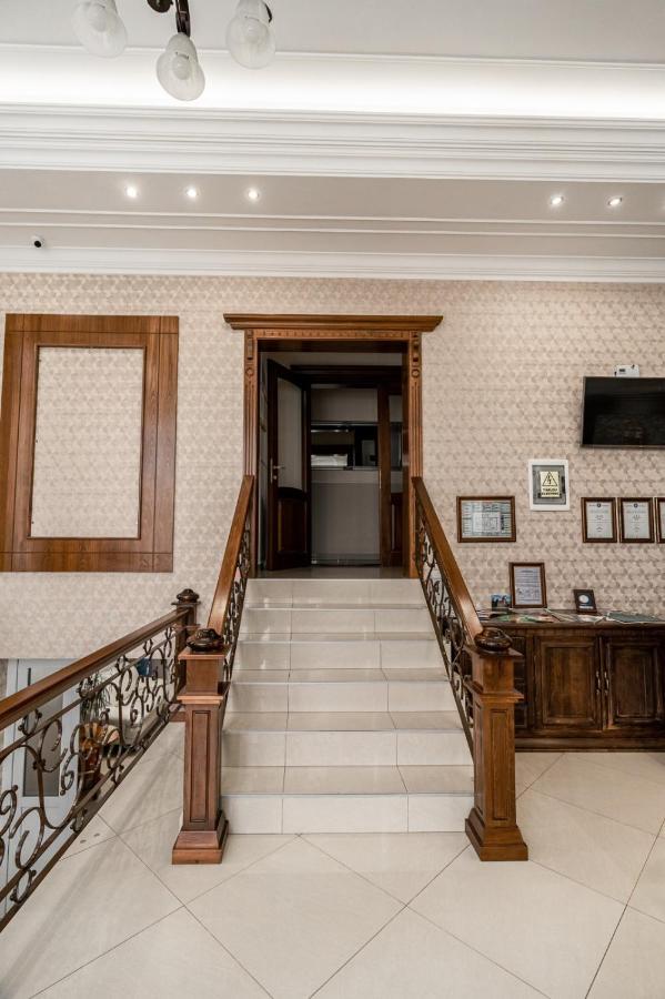 Camere De Inchiriat Elisei ทิมิชัวรา ภายนอก รูปภาพ